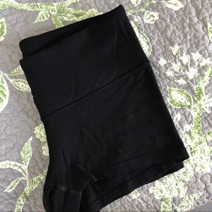 Lululemon Wunder Short